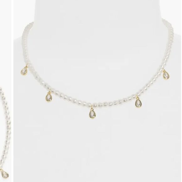 Pearl & Teardrop Necklace - Picture 1 of 7